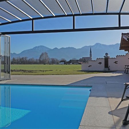 Alluring Holiday Home In Ubersee With Whirlpool Esterno foto