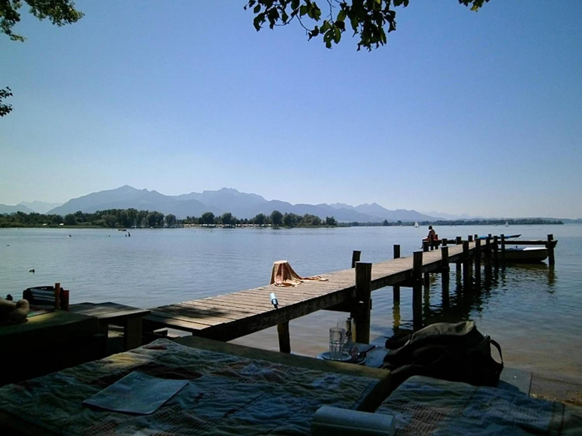 Alluring Holiday Home In Ubersee With Whirlpool Esterno foto