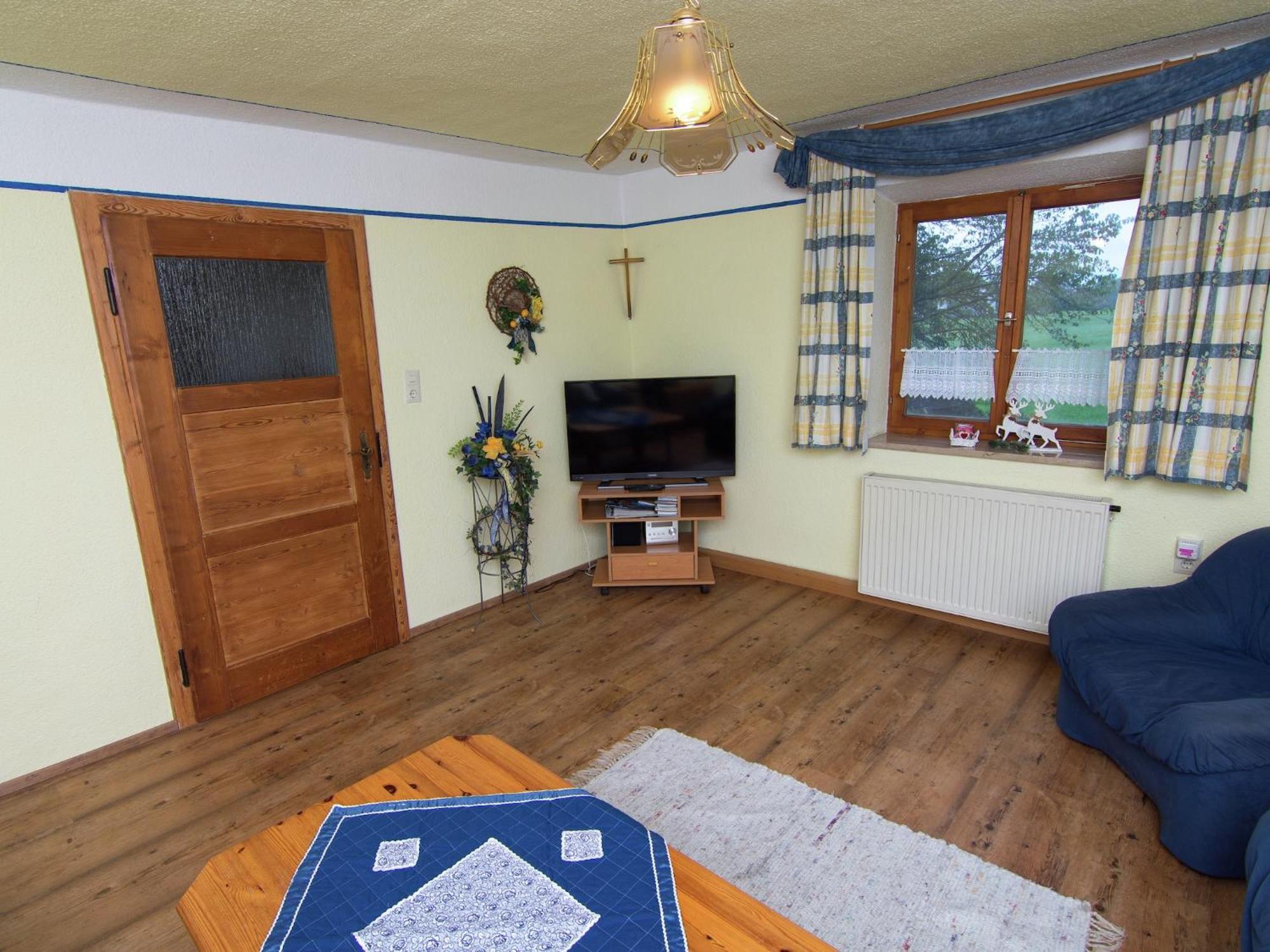 Alluring Holiday Home In Ubersee With Whirlpool Esterno foto